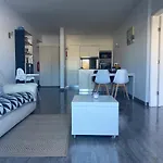 Deluxe Apartment In Albufeira Old Town, 200M Walk To Beach, Pool Parking