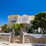Albuera Villa
