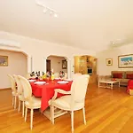 Villa Nespereira By Algarve Vacation