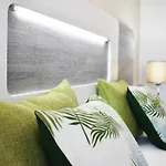 Rising Sun Apartment