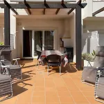 Modern 2 Bed Town House Af, Albufeira
