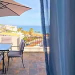 Isabel Sea View Apartment