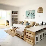 Panoramic Seaview - 2 Bedroom, Main Ave, 15 Min Walk Beach, Workspace