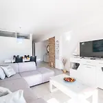 Beautifull Centralapart W/Pool