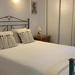 Green Paradise T2 Apartment With Pool Rooftop