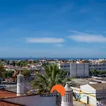 #040 Solar Flat By Home Holidays