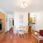 Apartarment Azur