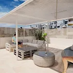 #128 Number 10 Villa By Home Holidays