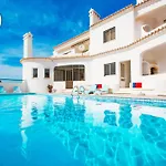 Charming Apartment, Pool,