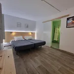 Wonder Charm Guesthouse