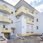 Hostwise - Sunny Flat W/ Balcony By The Algarve Sea