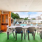 Maison Du Soleil By Seareen