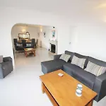 Classic Albufeira Villa Casa Bella Private Pool 4 Bedrooms Short Walk To Restaurant