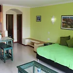 Xavilla 5