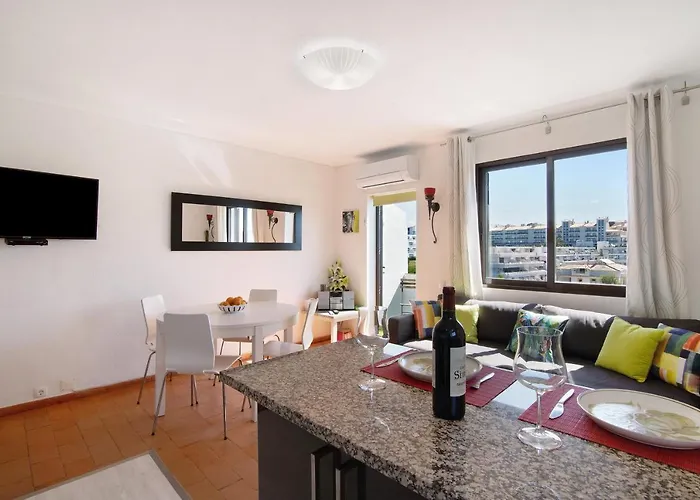 Ouramar Apartment