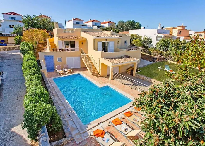 Villa Pinheiro