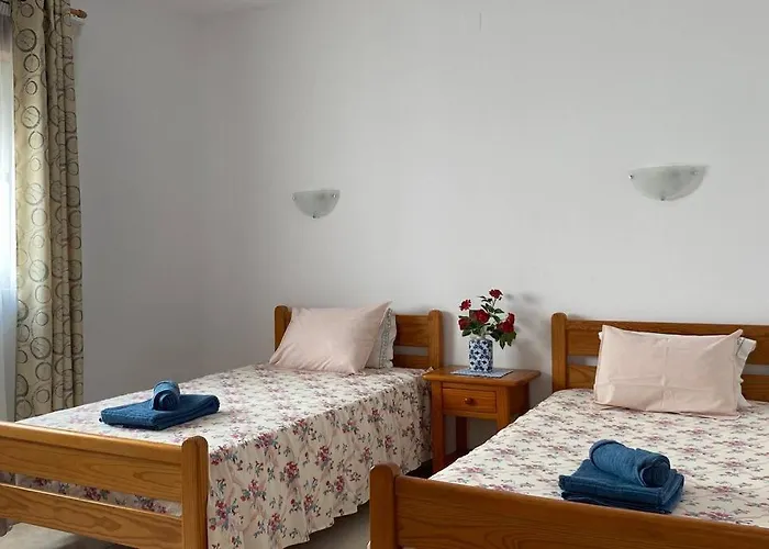 Rosa Guest House #1 - Para 2 Pessoas Mesmo Em Frente A Praia Do Inatel
