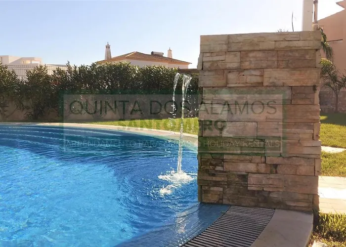 Moradia Townhouse Vila Rosal 2
