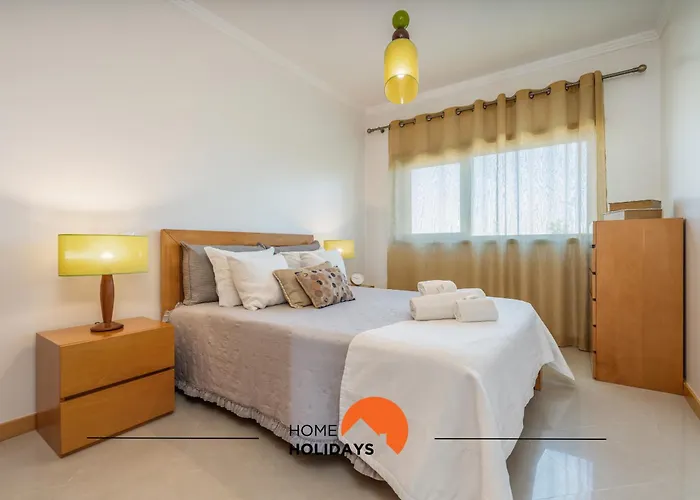 #247 Corrieira Prestigio By Home Holidays