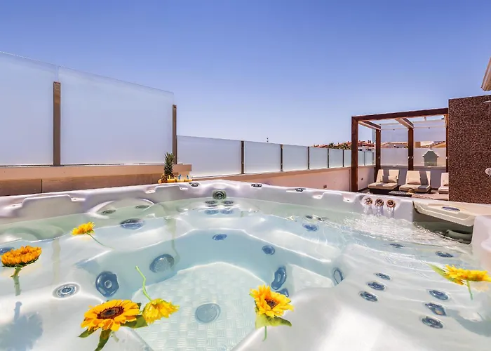 Villa Sunflower By Ocvillas