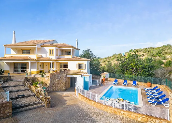 Villa With Heatable Pool, 4 Bedrooms