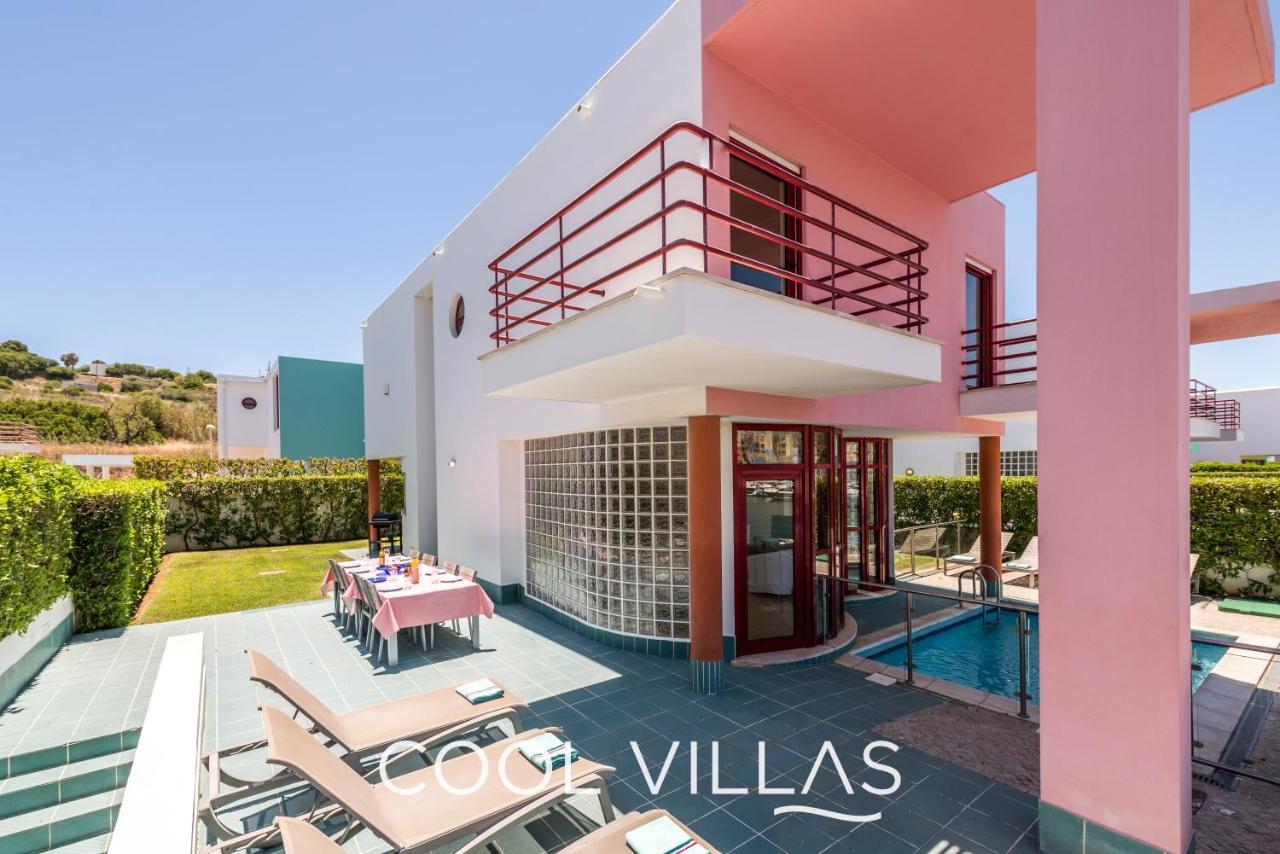 Acquamarina - 5 Bedroom, Water Front Ferienhaus *