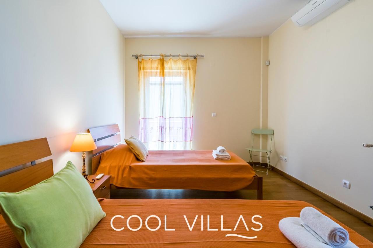Ferienhaus Acquamarina - 5 Bedroom, Water Front *