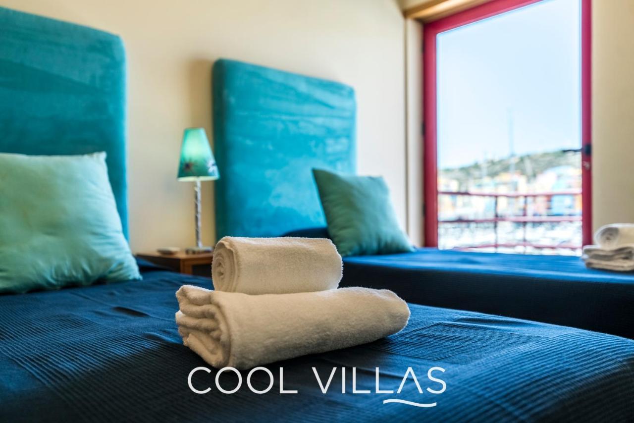 Ferienhaus Acquamarina - 5 Bedroom, Water Front Albufeira