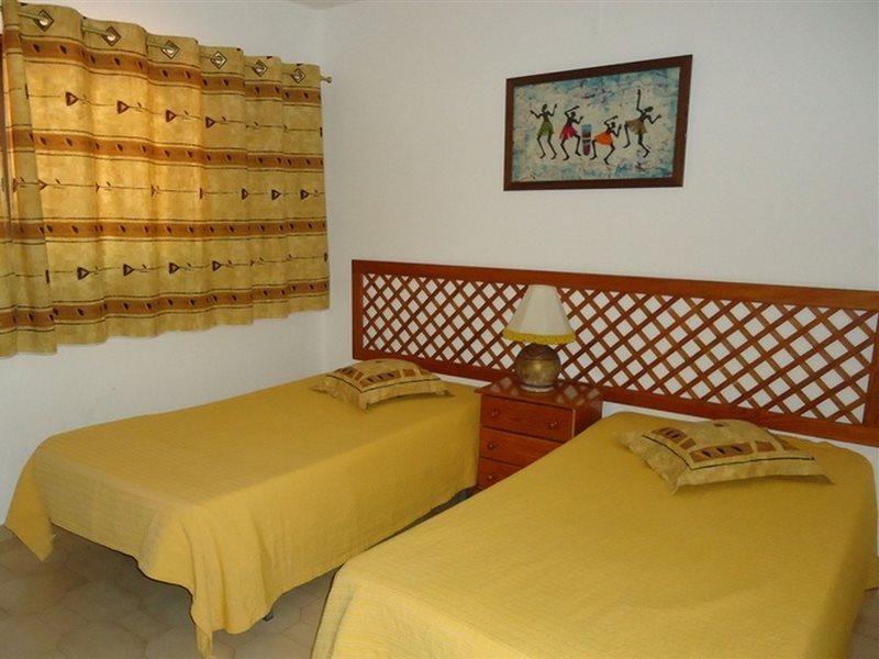 Aparthotel Rainha D. Leonor - Al 3*