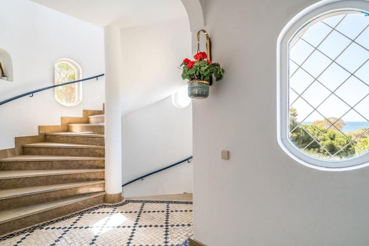 Apartment Castelinho - Pool - Beach - Free Wifi - Air Con