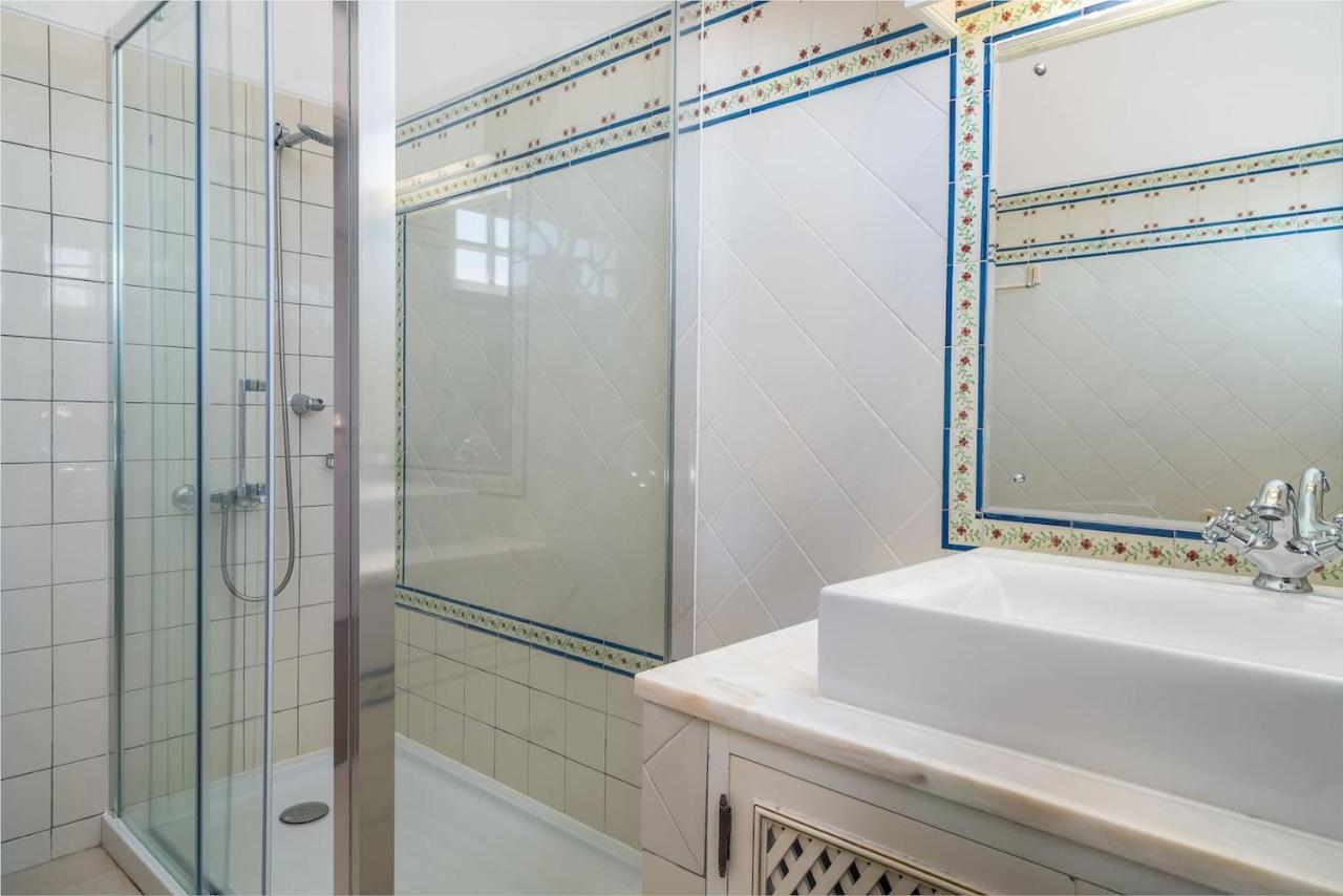 Castelinho - Pool - Beach - Free Wifi - Air Con Apartment