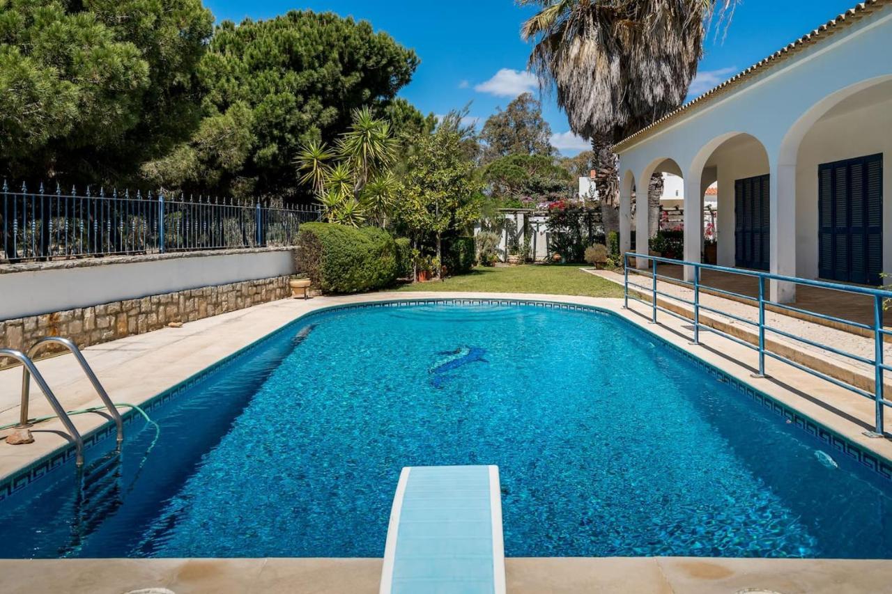 Castelinho - Pool - Beach - Free Wifi - Air Con Apartment *