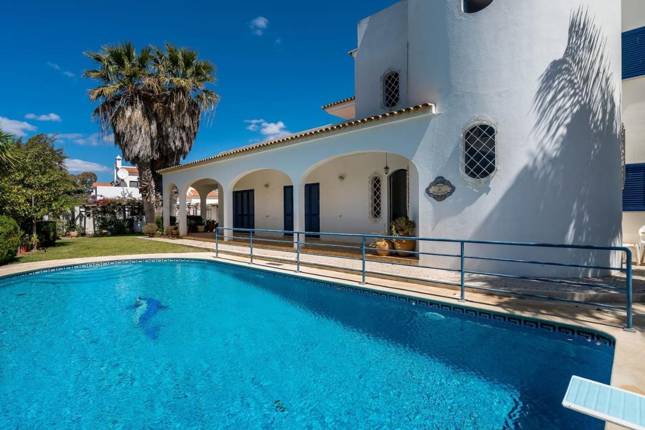 Castelinho - Pool - Beach - Free Wifi - Air Con Apartment