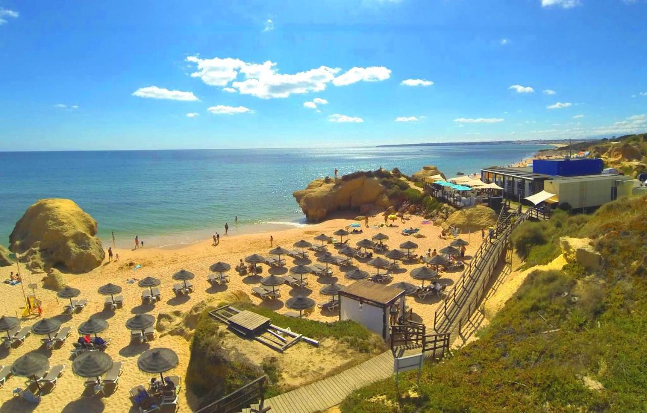 Castelinho - Pool - Beach - Free Wifi - Air Con