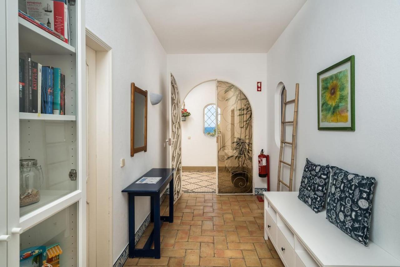 Castelinho - Pool - Beach - Free Wifi - Air Con