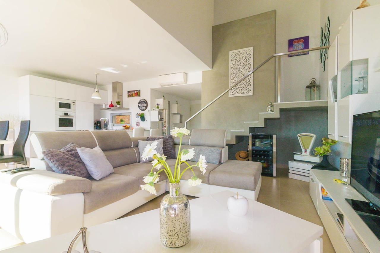 Casa Migui Design By Alzira