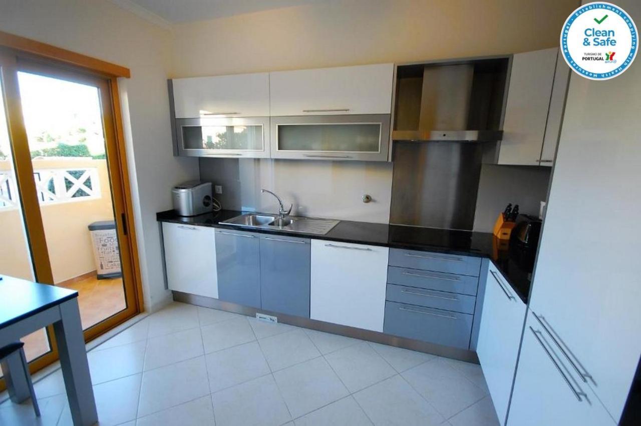 House F Sao Rafael - Free Wifi & Airco, Netflix Ready - 300m From The Vakantiehuis Albufeira