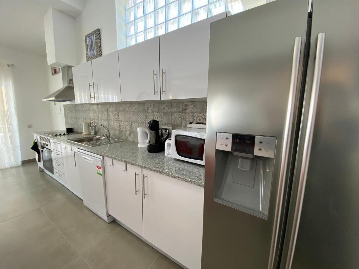 Rosa H7a Villa *