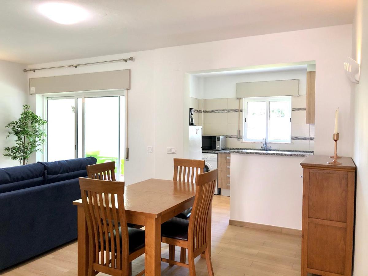 + Proche Avec Piscine Apartment