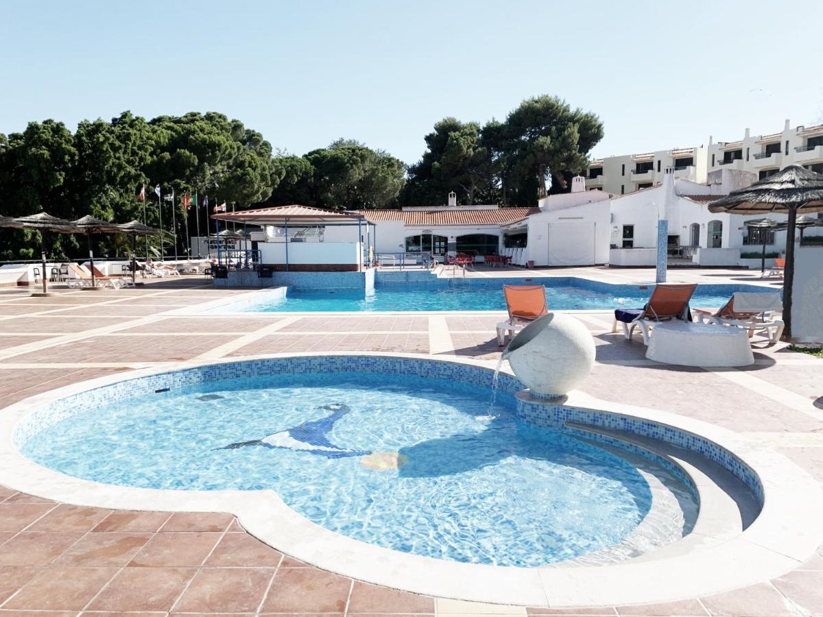 Apartment Seaview - 10 Min. Beach, Private Condo, Pool, Grill & Free Parking *