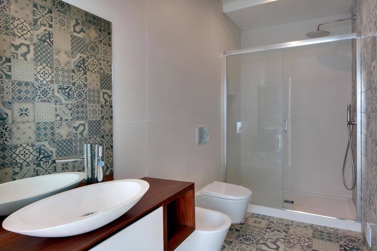 Casa Da Bandeira -perfect Location-beach Front- Rooftop Pool By Dreamvillasalbufeira * Albufeira