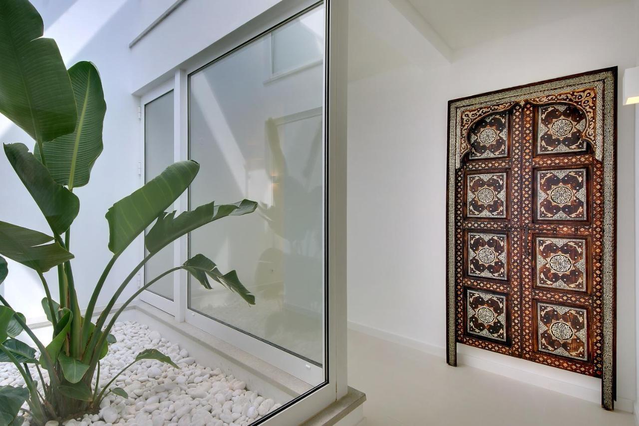 Casa Da Bandeira -perfect Location-beach Front- Rooftop Pool By Dreamvillasalbufeira Villa *