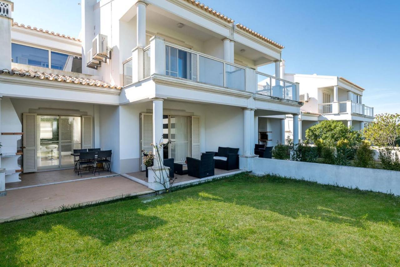 Holiday home Cantinho By Intiholidays