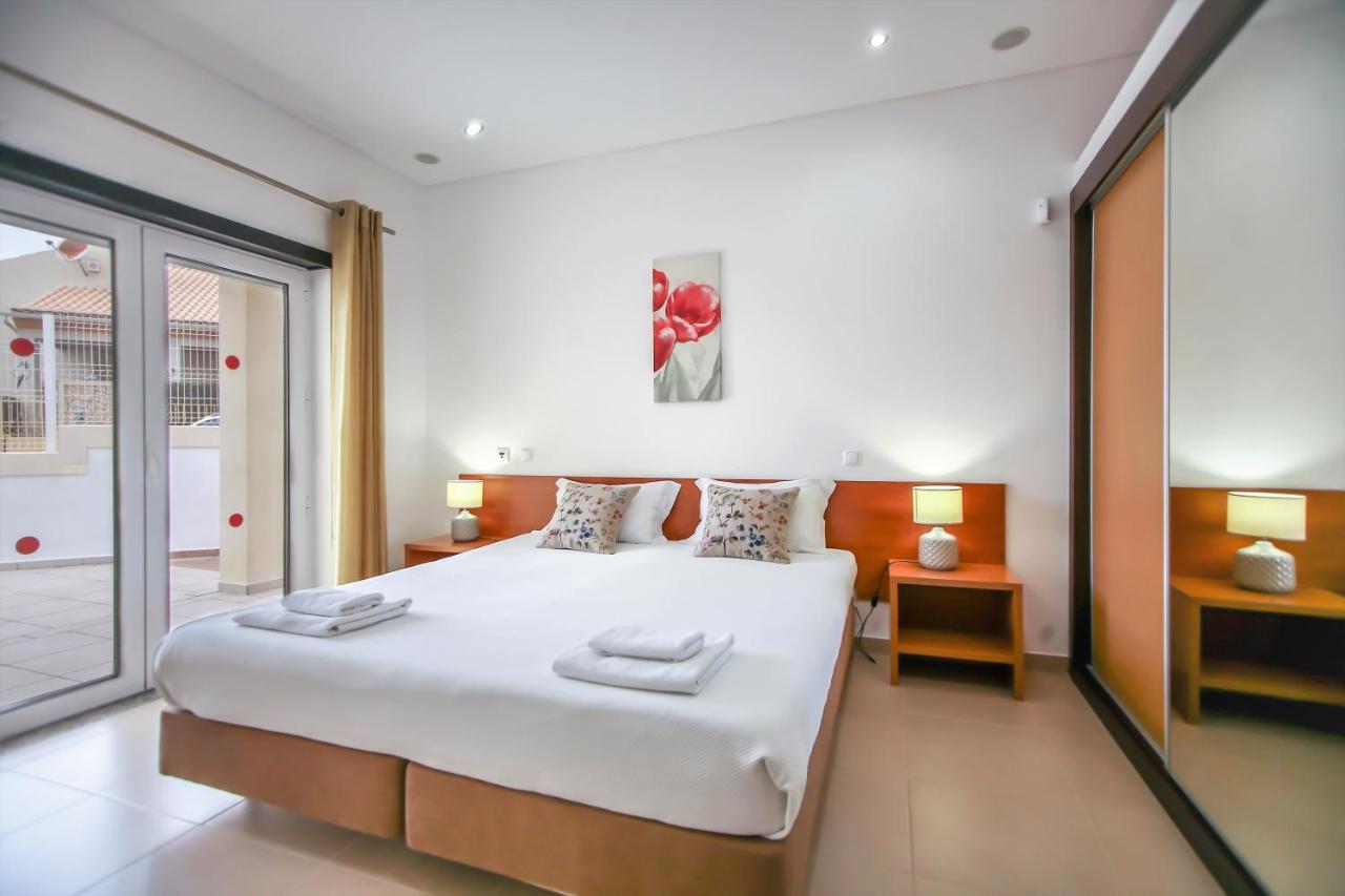 Villa Rafaella Ii Palace By Atlantic Places Albufeira