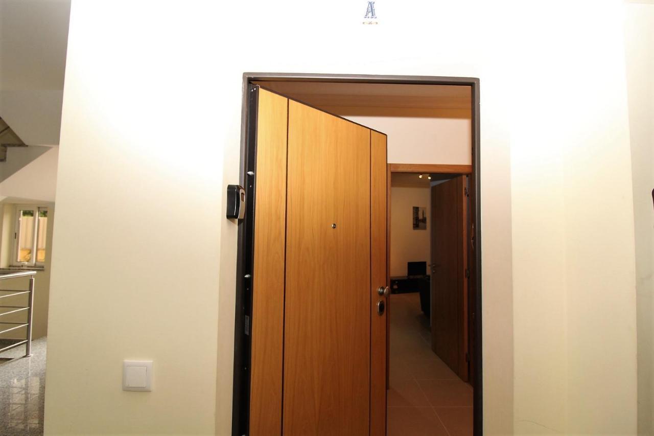 Oura Oasis Apartment