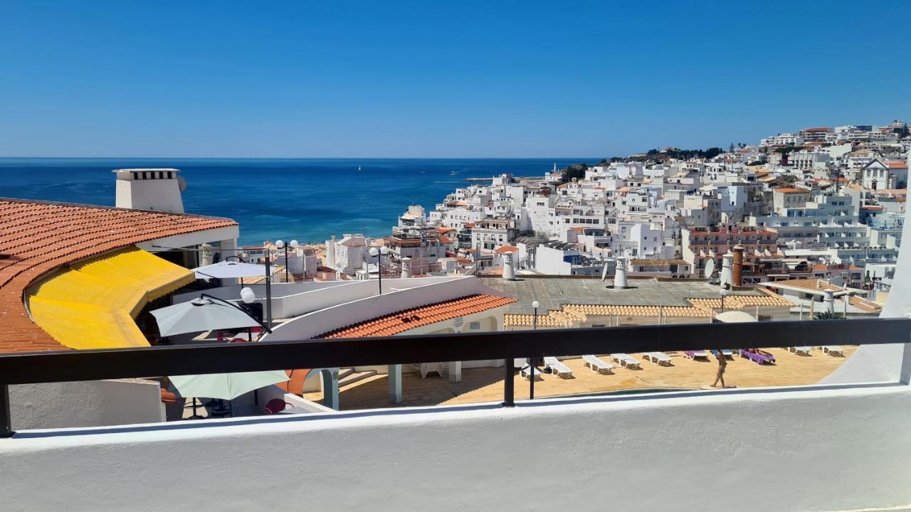 Albufeira, One Step To The Apartment