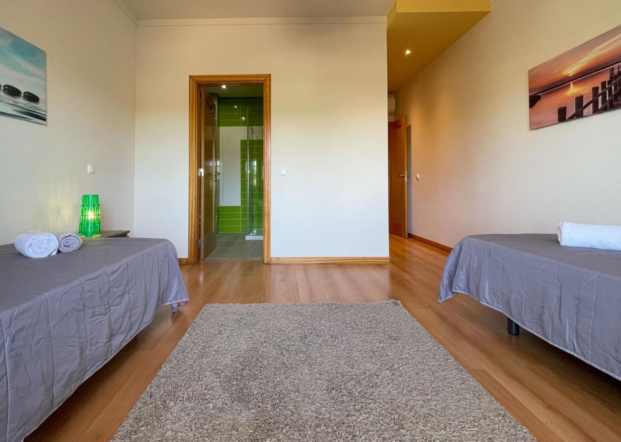 Apartment Modern 2 Bed Town House Af,
