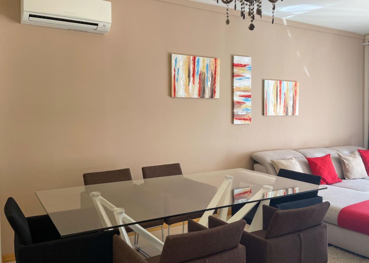 Modern 2 Bed Town House Af, * Albufeira