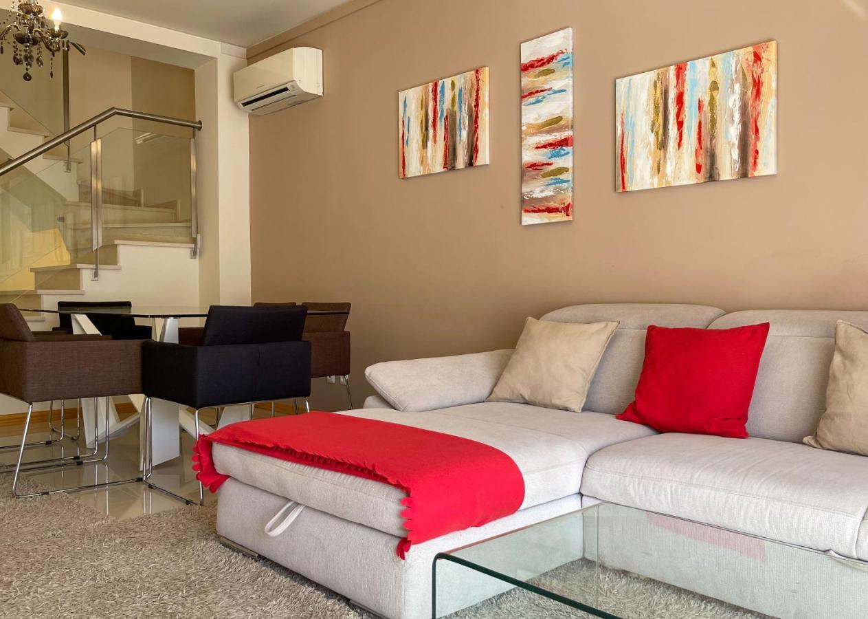 Apartment Modern 2 Bed Town House Af, *