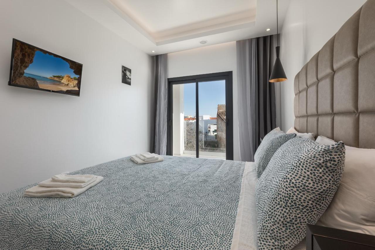 Correeira Luxury *